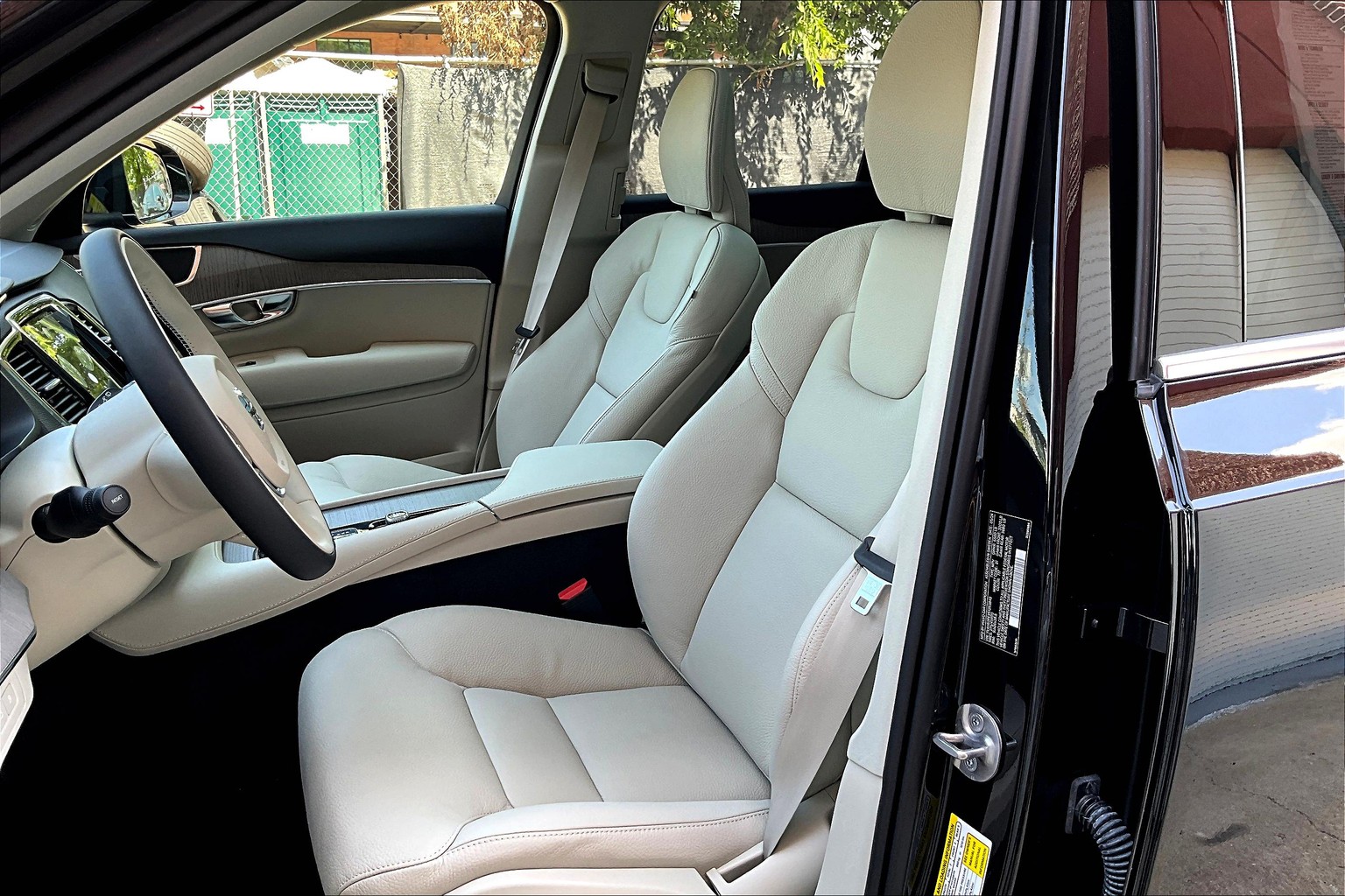 New 2025 XC90 Plug-In Hybrid for Sale in Grapevine | Grubbs